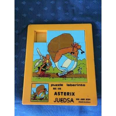 Rare Asterix large puzzle laberinto year 70