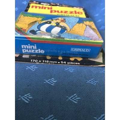 Ultra Rare Asterix mini puzzle Grimaud still in 1978 packaging