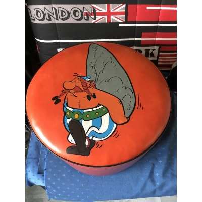 Extremely rare orange Obelix pouffe in near-new condition from the 1970s