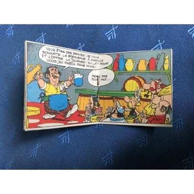 rare Asterix "a Marseille" offered by excel margarine from 1967