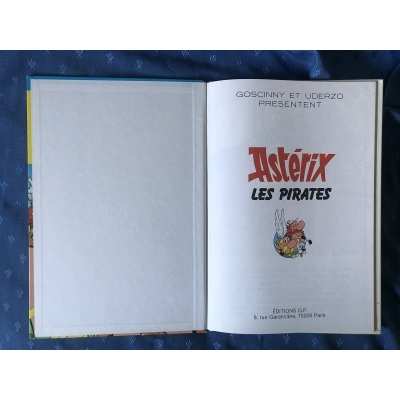 Rare Astérix Les pirates GP rouge et or N°7 comme neuf
