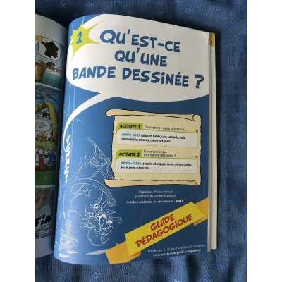 Astérix et Cléopâtre avec le support pédagogique de 24 pages neuf