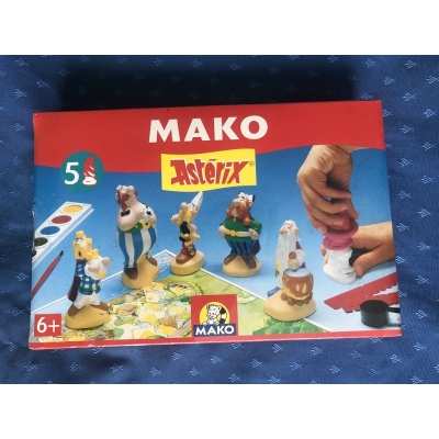 Rare Asterix Mako Moulding 5 moulds from 1995 NEW in blister pack