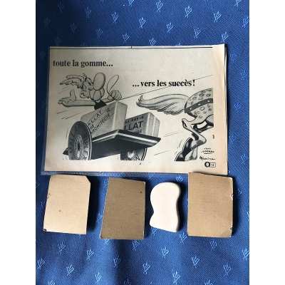 rare Asterix series of 4 Mallat erasers with period advertising