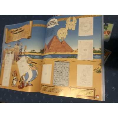 Asterix Advertising sticker album by Marktkauf