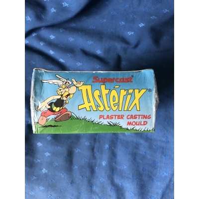 "Astérix" rare boite moulage Obélix scellée (genre Mako moulage)