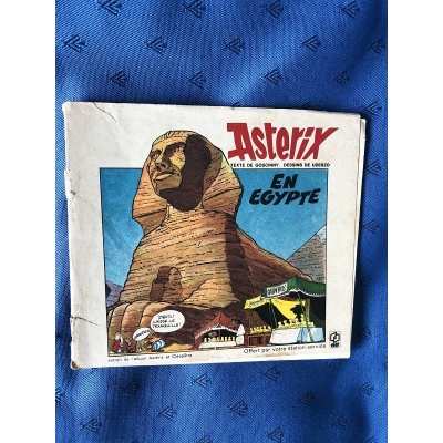 Astérix livret ELF " EN EGYPTE " bon état