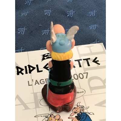 Astérix pouet pelletier Delacote de 7cm de haut N°15 inscrit sous le pied