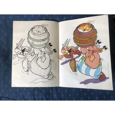 Astérix ancien livre de coloriage N°16 vierge