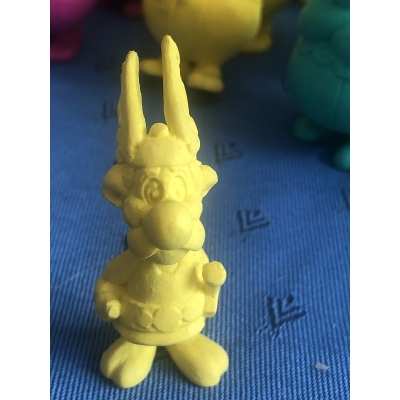 Astérix Gomme Pelikan jaune