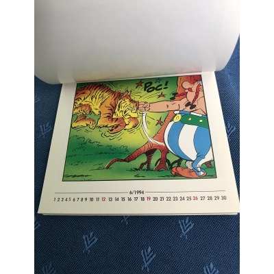 Astérix Rare calendrier de poche neuf de 1994 avec support intégré Astérix Rare calendrier de poche neuf de 1994 avec support intégré