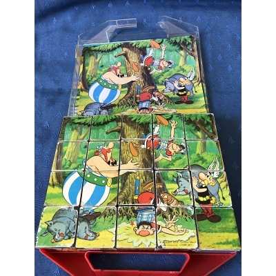 copy of Asterix rare box of 20 cubes clementoni year 70/80
