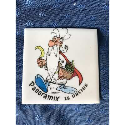 Asterix rare tile japy in voluform (panoramix)