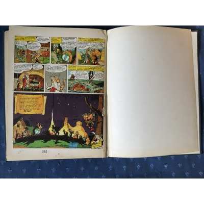 Ultra rare Astérix et les normands spécial bibliothéque anglaise Ultra rare Astérix et les normands spécial bibliothéque anglaise