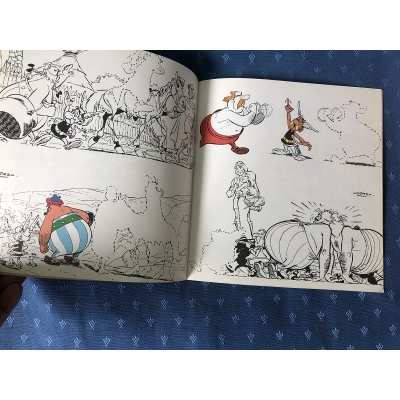 Rare Astérix " coller et colorier " de 1981 livret 1 neuf Rare Astérix " coller et colorier " de 1981 livret 1 neuf