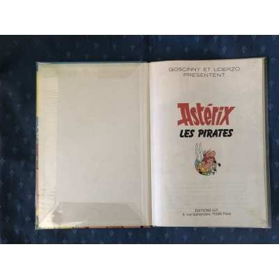 Asterix rare "pirates" comic book GP Rouge et Or