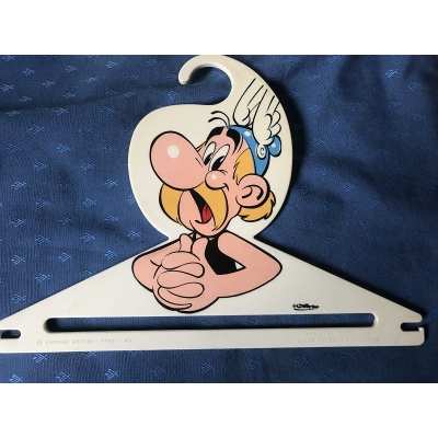 asterix rare cintre de 1971 Claude Paudex Lausanne (1)