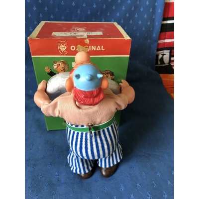 Ultra rare superbe automate Obélix Carl 1967 complet avec sa boite Ultra rare superbe automate Obélix Carl 1967 complet avec sa boite