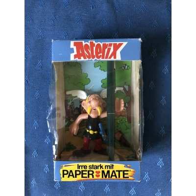 Ultra rare asterix paper mate complete in original packaging