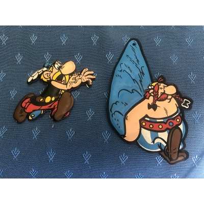 1 asterix et 1 Obélix a ventouse année 1969