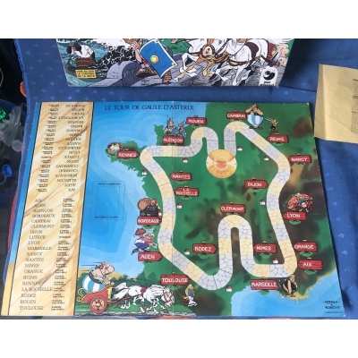 Asterix le tour de gaule game complete from 1978 Asterix le tour de gaule game complete from 1978