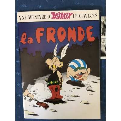 rare Astérix album pirate " la fronde " proche du neuf + carte postale
