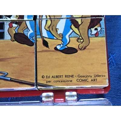 Ultra rare asterix petite boite de 12 cubes puzzle année 70/80 Ultra rare asterix petite boite de 12 cubes puzzle année 70/80