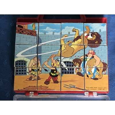 Ultra rare asterix petite boite de 12 cubes puzzle année 70/80