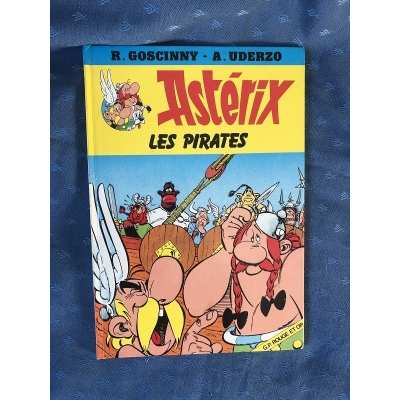 Rare Asterix bd " les pirates " gp rouge et or de 1984