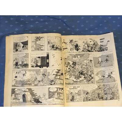 Ultra rare BD pirate " Asterix contre la droite " (origine Allemagne)