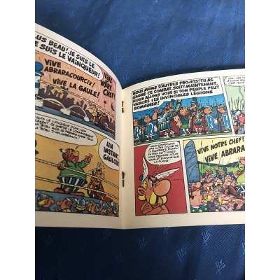 livret neuf Asterix " rencontre au sommet " offert par les magasins Cali en 1977