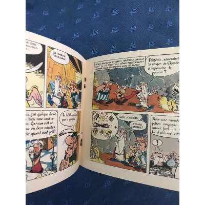 Ultra rare livret neuf Asterix " sème la tempête " offert par les magasins Cali en 1977