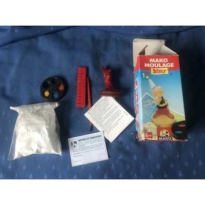 Astérix Mako Moulage neuf complet