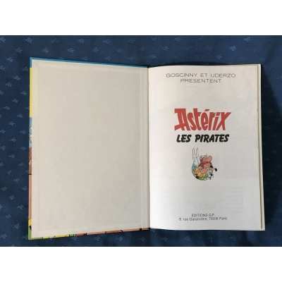 copy of RARE asterix l'illustrissime belcantus gp red and gold as new