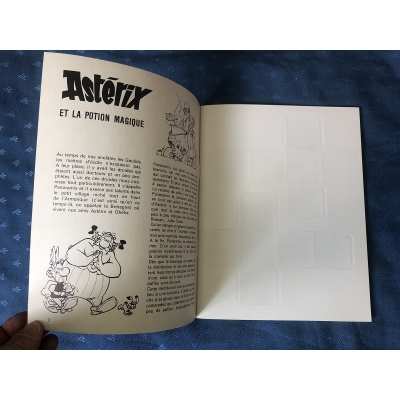 rare 1971 asterix cubix set of 16 self-assembly cubes