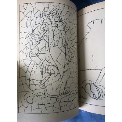 Astérix ultra rare livre de jeu de 192 pages(coloriage, etc..) de 1982 vierge