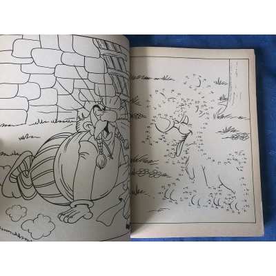 Asterix ultra rare game book of 192 pages (coloring, etc. ..) from 1982 blank