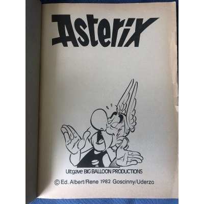 Asterix ultra rare game book of 192 pages (coloring, etc. ..) from 1982 blank