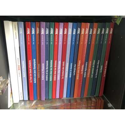 rare Asterix the archives complete new 42 comics + 42 iron figurines