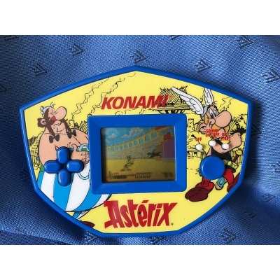 Astérix ultra rare jeu vidéo Konami de 1992 LCD game état neuf