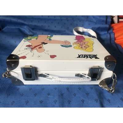 Astérix Obélix falbala superbe valise valisette 1985