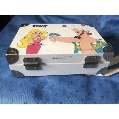 Asterix and Obelix: "Falbala"—A Superb Suitcase and Carry-On Bag, 1985