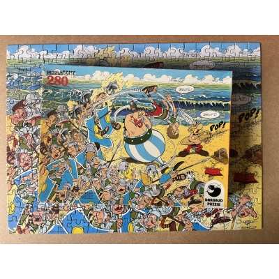 Rare Asterix "Rama Puzzlerama" No. 2 puzzle in very good condition, complete with its box